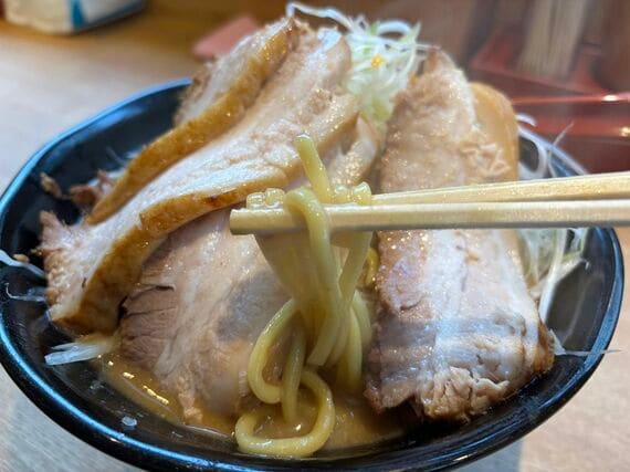 「萬馬軒」のラーメン