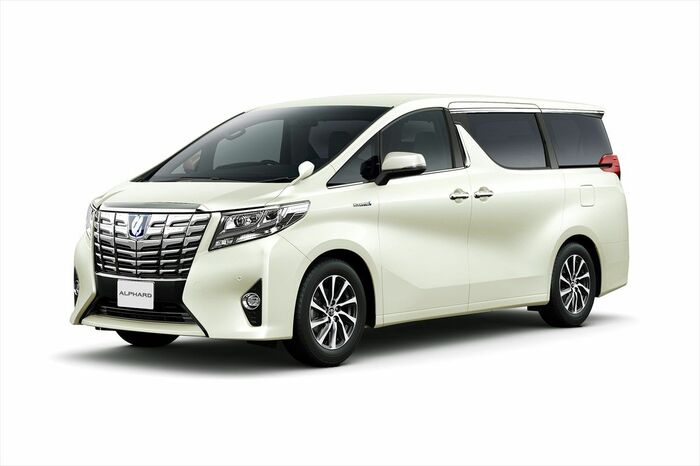 マイナーチェンジ前「アルファード」標準車