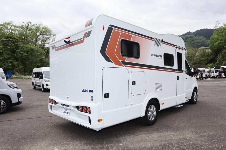 ドイツ・ウェンズバーグ社の最新キャンピングカー「カラ コンパクト スイートMB640MEG（正式名称Cara Compact Suite MB640 MEG EDITION【PEPPER】）」