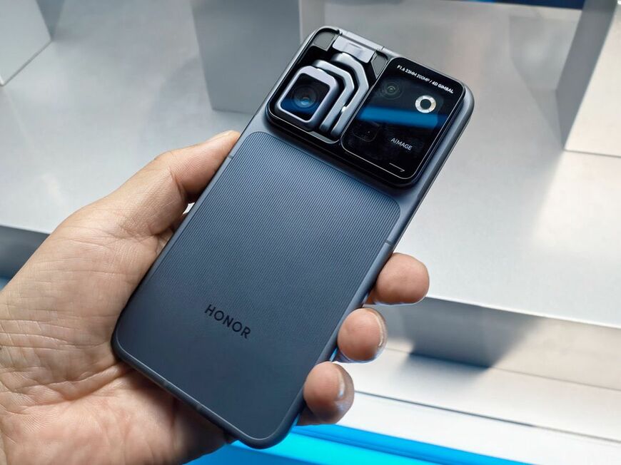 Robot Phone
