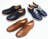 北嶋製靴のヒールアップシューズ。フォーマルな革靴だけでなく、カジュアルなタイプも多くあり、ファッションに合わせていろいろ選べる（写真：北嶋製靴）