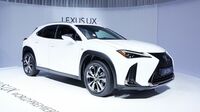 レクサス｢UX｣は走りもスタイルも規格外だ ライバルはクロスオーバーSUVだけじゃない