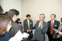 ２期連続の最終赤字　ＪＡＬの低空飛行続く