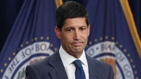日米協調介入はアメリカの貿易赤字縮小に向けたドル高是正への切り札､日本の経済政策へのトランプ圧力はさらに強まる