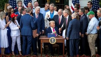 トランプ政権の｢再エネ潰し｣で将来､電力不足に