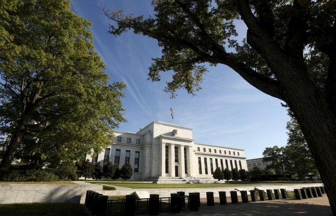 米FRBが金利据え置き､6月の利上げを示唆