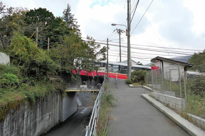 強羅駅から1駅目の公園下駅