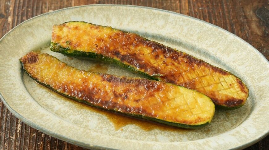 ズッキーニのしょうが焼き