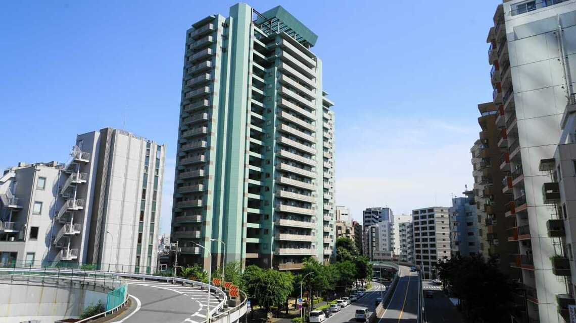 東京都の住宅地で上昇率1位となったのは目黒区青葉台4丁目。京王井の頭線の神泉駅のほか、東急田園都市線の池尻大橋駅にも近い(写真:i-flower/PIXTA)