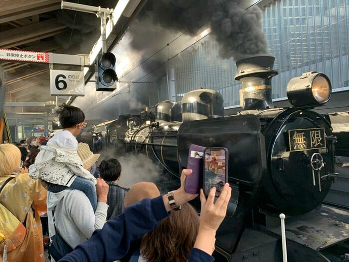 熊本駅のSL鬼滅の刃