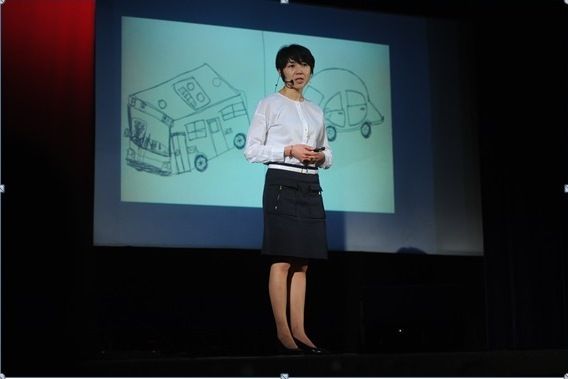 Ted×TokyoTeachersでのスピーチでは、学校教育で考える力を養う必要性とそのアイデアを披露、好評を博した（Photo by Andy McGovern/TEDxTokyo）
