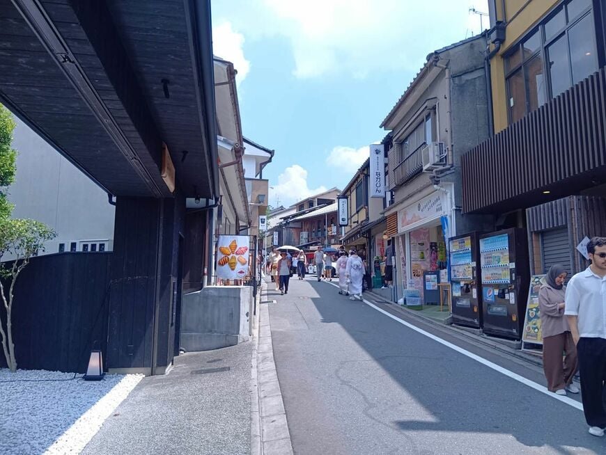 13時頃の清水坂