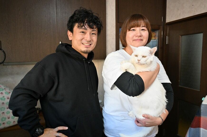 黛氏とネコリパブリックの統括マネージャー内川絢子氏（撮影：風間仁一郎）