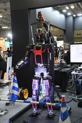 人機一体のロボット