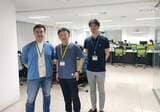 「ミャンマー人の未来を支えていきたい」と語る（左から）MDCRの小林政彦部長と近藤真琴社長 、伊藤紀郎ゼネラルマネージャ（写真・西垣充）