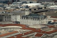 トランプ一族重要資産の首都のホテル売却で合意 名称変更しホテル名からトランプの文字外れる