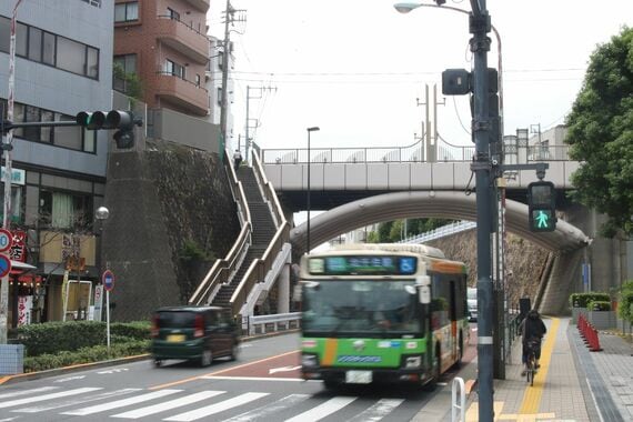 田端駅近くの東台橋