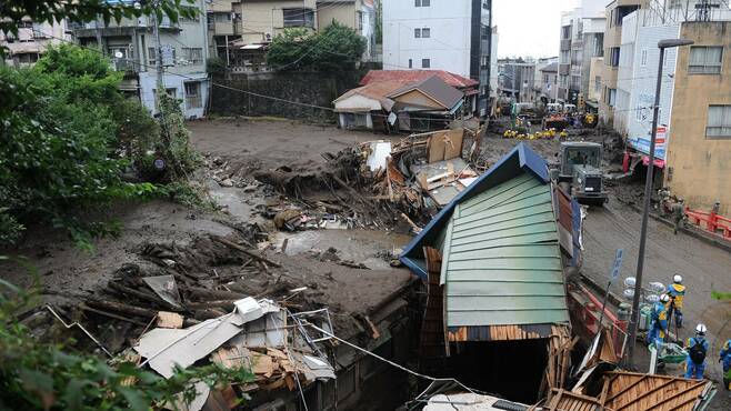 日本人は豪雨災害がなぜ起こるかをわかってない