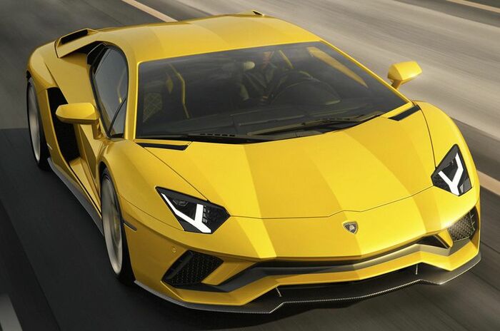 ランボルギーニ アヴェンタドールS｜Lamborghini Aventador S