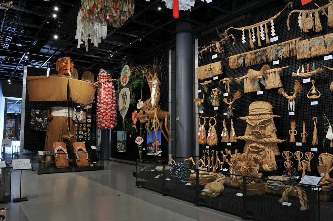 国立民族学博物館