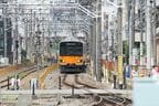 上板橋駅に到着する池袋行きの準急