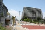 小名木川貨物駅は再開発でマンションや商業施設が整備され、貨物駅時代の面影はほとんどない（筆者撮影）