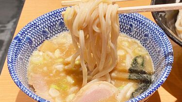 六厘舎の｢朝つけめん・740円｣におったまげた朝 朝しか食べられない特別