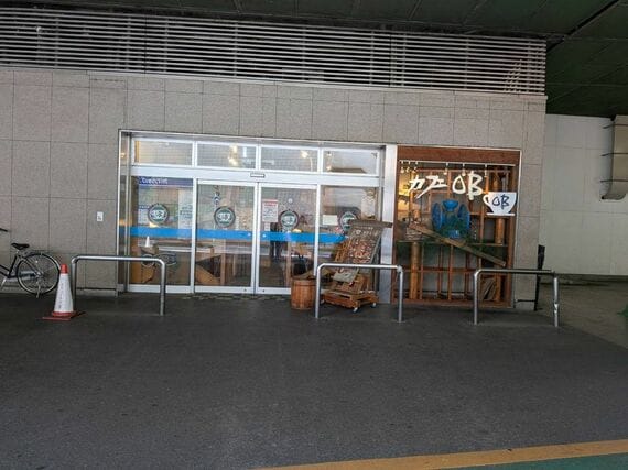 カフェOB 大宮西口店の入り口