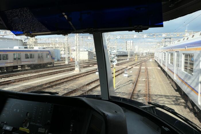 南海ラピート運転席からの眺め