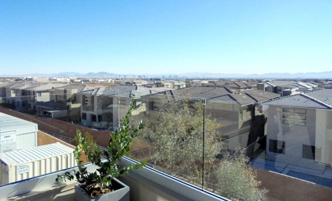 ハウスメーカーの最も重要な進出先がアメリカで、世界最大規模の市場を誇る。画像はラスベガス近郊（2020年1月、筆者撮影）