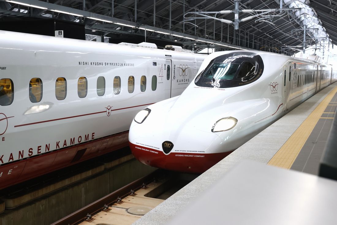 西九州新幹線かもめ