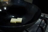 バター20gはふたかけ分（写真：吉澤健太）