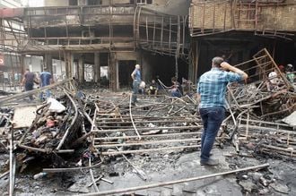 イラク首都の爆弾攻撃で約120人死亡