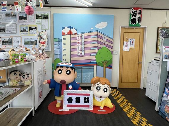 ぷらっとかすかべ内にあるイトーヨーカドー春日部店から移されたモニュメント