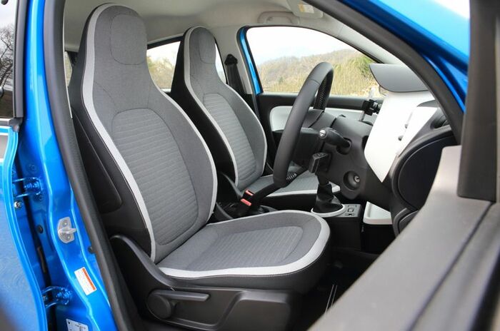 ルノー トゥインゴ ゼン MT｜Renault TWINGO ZEN MT
