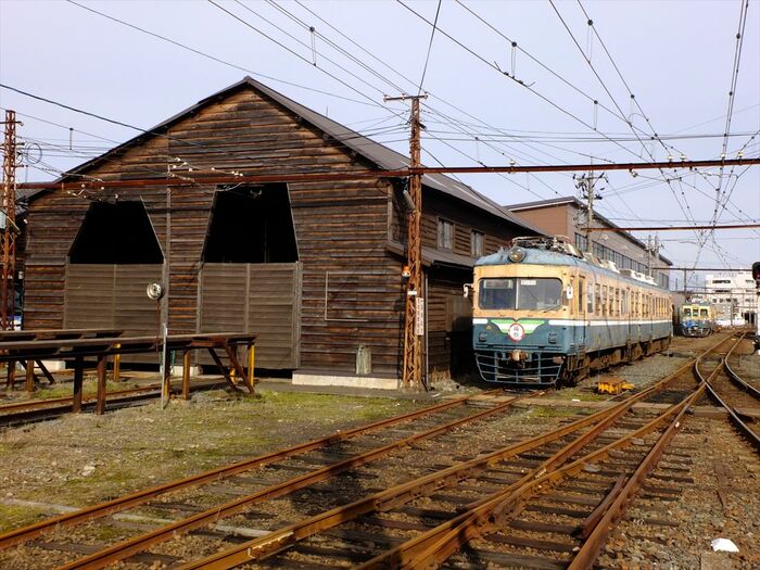 北府駅の側線に置かれていた200形