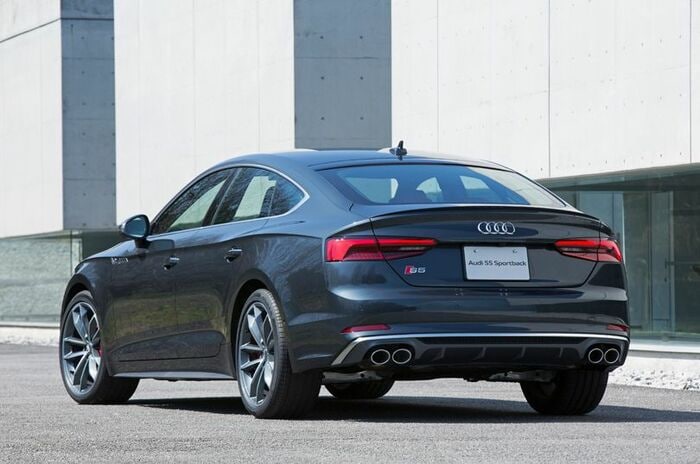 アウディ S5 スポーツバック｜Audi S5 Sportback