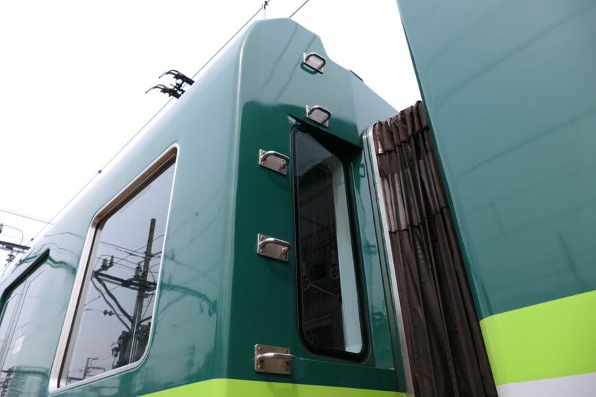 京阪電気鉄道　800系　妻面の窓