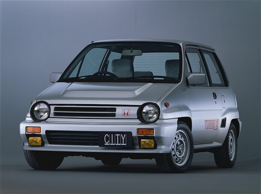 1983年発売のシティ・ターボⅡ（写真：本田技研工業）