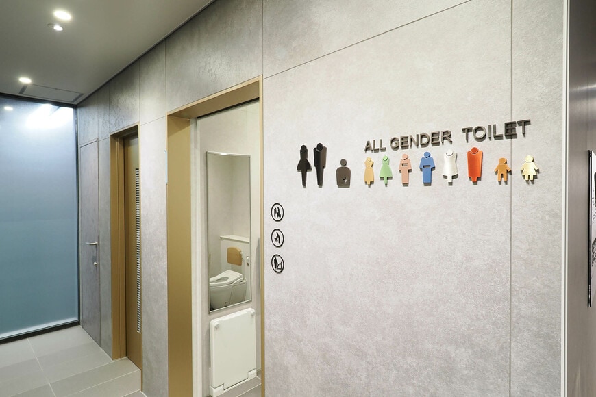 オールジェンダー対応トイレはすべて個室構造（撮影：伊原薫）