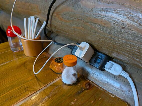 電源