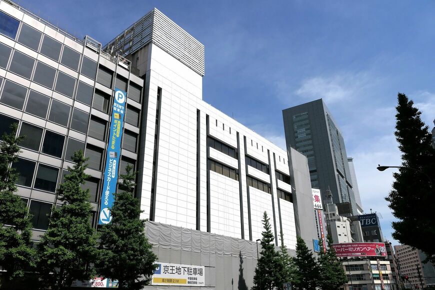 京王百貨店はルミネ新宿ルミネ１と隣接する（記者撮影）