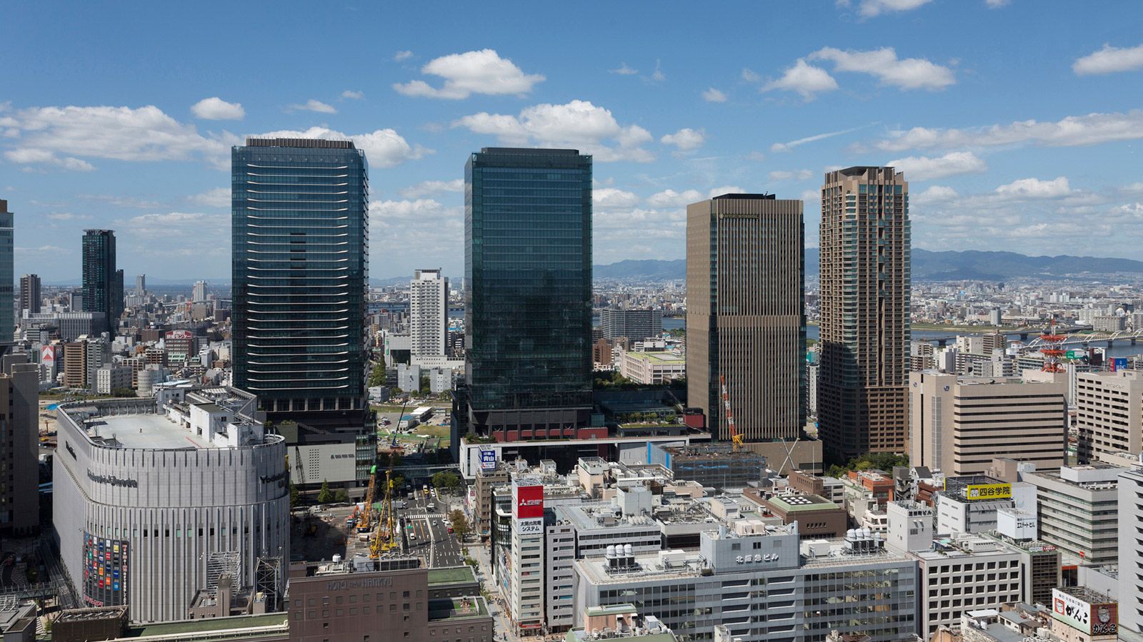 生涯年収の平均額。性別、学歴別の差や ...