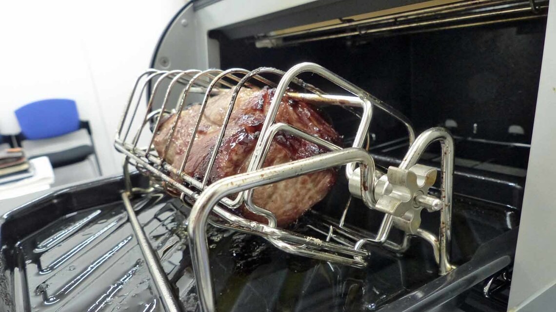 パナソニックが｢肉の丸焼き機｣を出せたワケ | IT･電機･半導体･部品 | 東洋経済オンライン | 経済ニュースの新基準