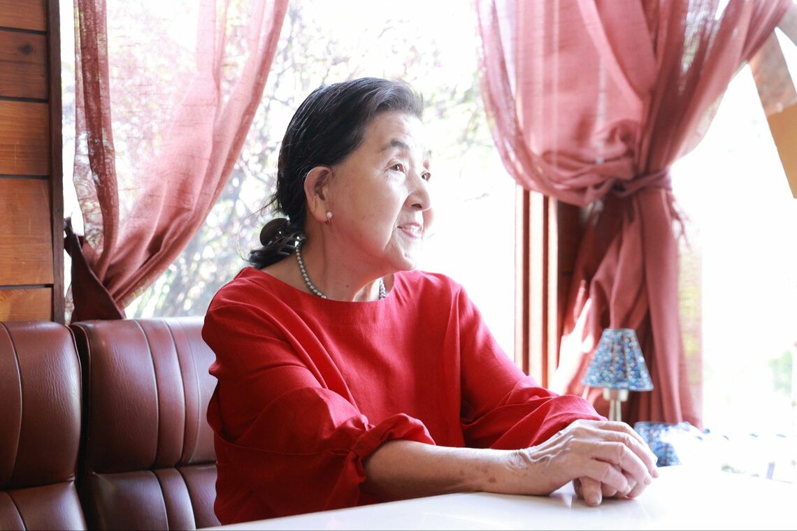 栗原薫さん