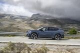 BMW iX3（写真：BMW）