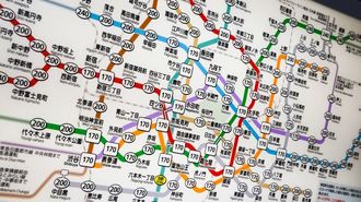 10 Useful Tips for Changing Trains to Get Around Tokyo 
