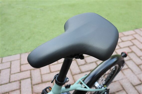 パス クレイグ アリーのシート