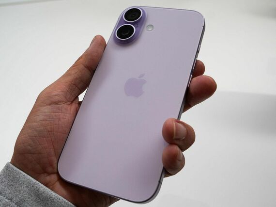 iPhone 17