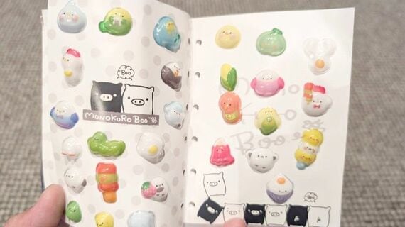 平成時代には見られなかった『ボンボンドロップシール』（写真：筆者撮影）